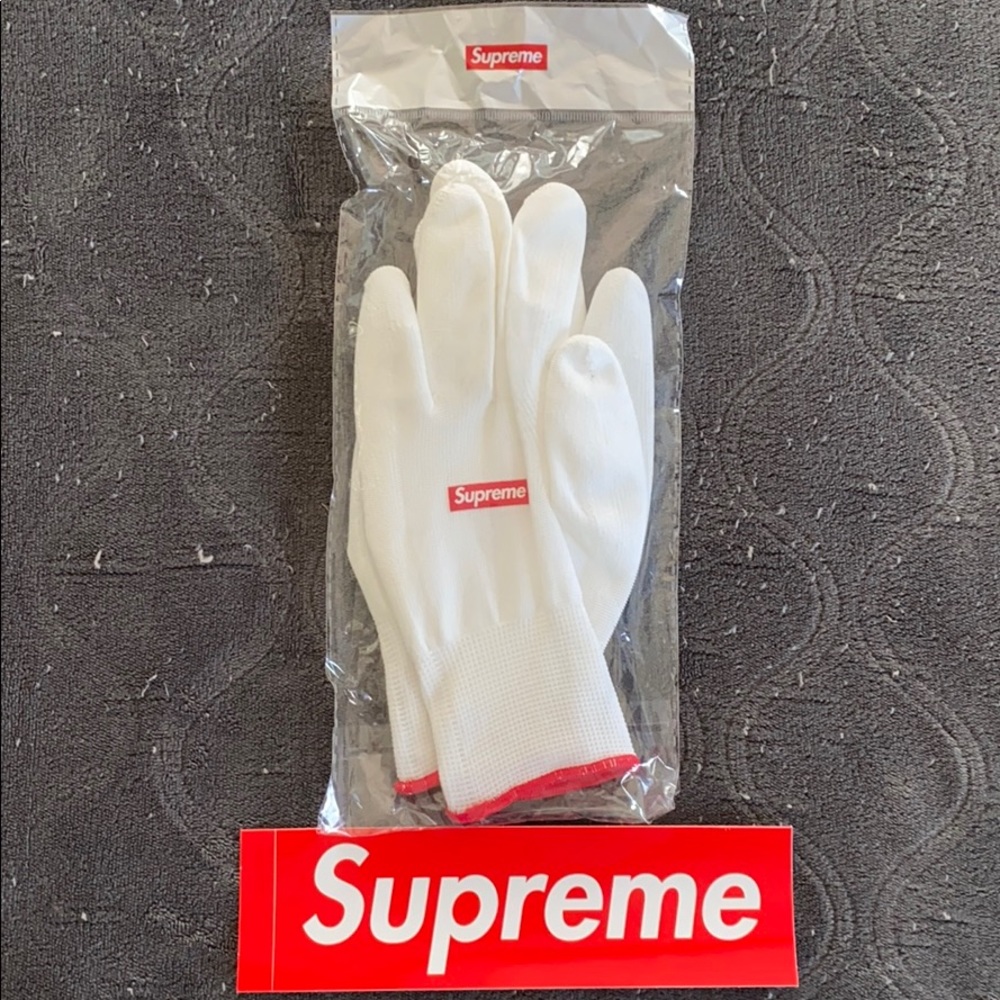 Supreme Rubberized Gloves